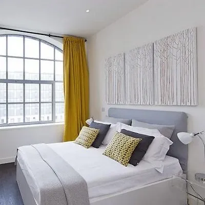 Go Native Aldgate East Apartments London